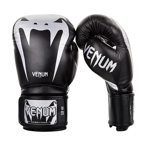 Заказать Боксерские перчатки Venum Giant 3.0